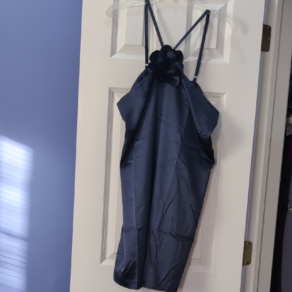 Medium Venus Navy Blue Dress With Flower